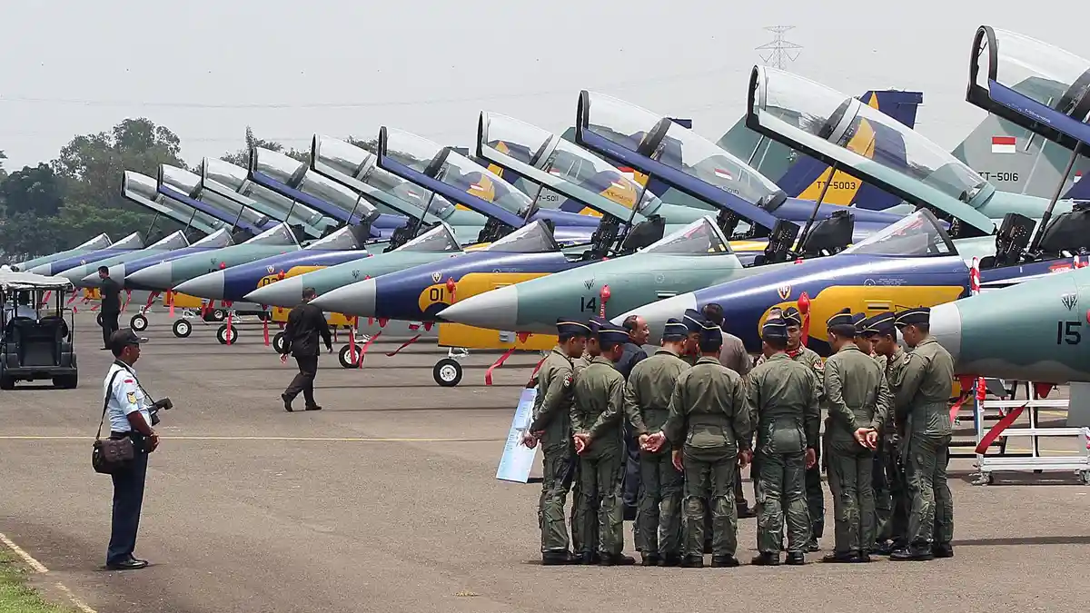 Pilot Garuda Ancam Mogok Kerja, Pilot TNI AU Siap Menggantikannya