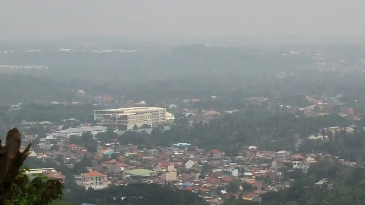 Kabut Asap dari Indonesia Bikin Repot Penerbangan Filipina