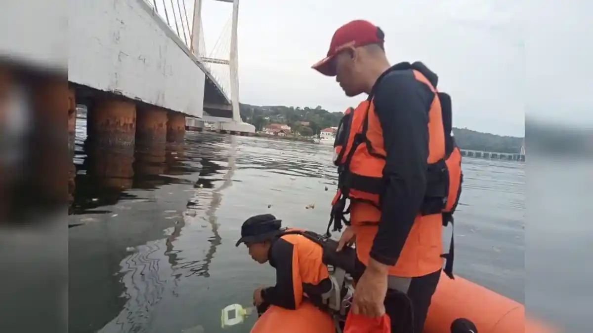 Update Pencarian Wanita Muda Hilang di Jembatan Teluk Kendari, Basarnas Pakai Pendeteksi Bawah Air