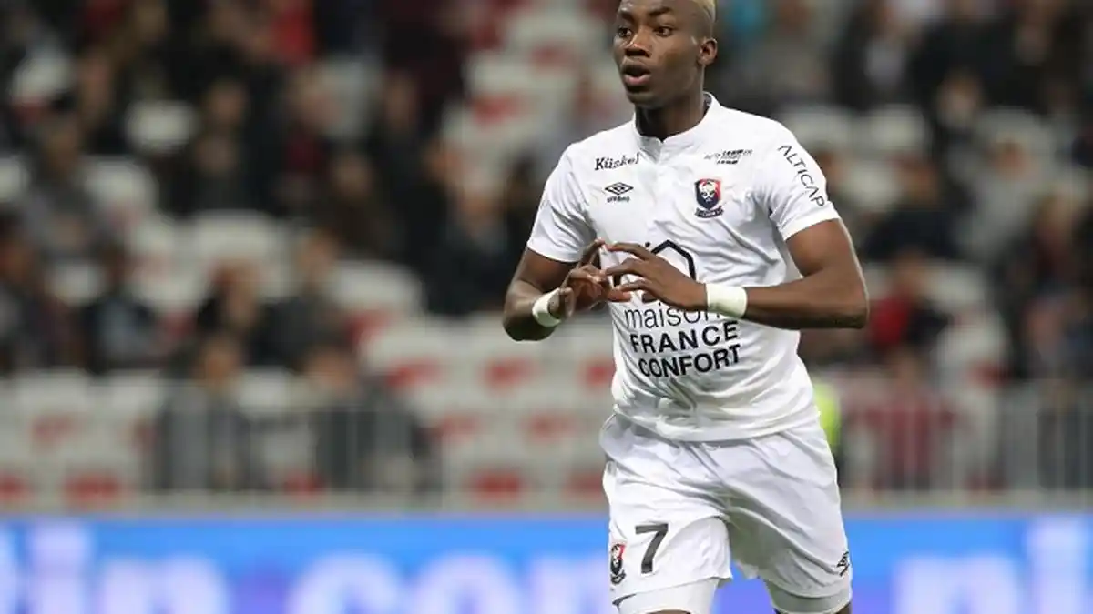 Mauricio Pellegrini Kejar Yann Karamoh