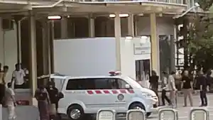 Mobil-jenazah-dari-RSU-Negara-yang-membawa-layon-Ida-Bagus-Subali.jpg