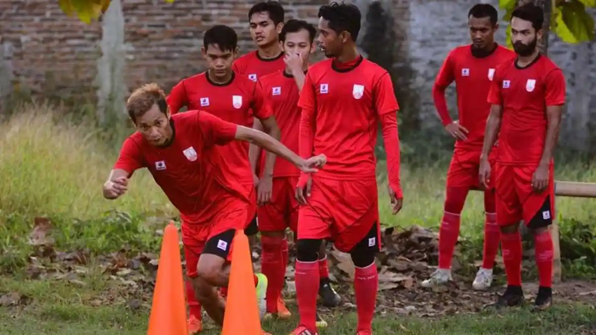 ​Laga Uji Coba Tandang Persis Solo Berakhir Manis