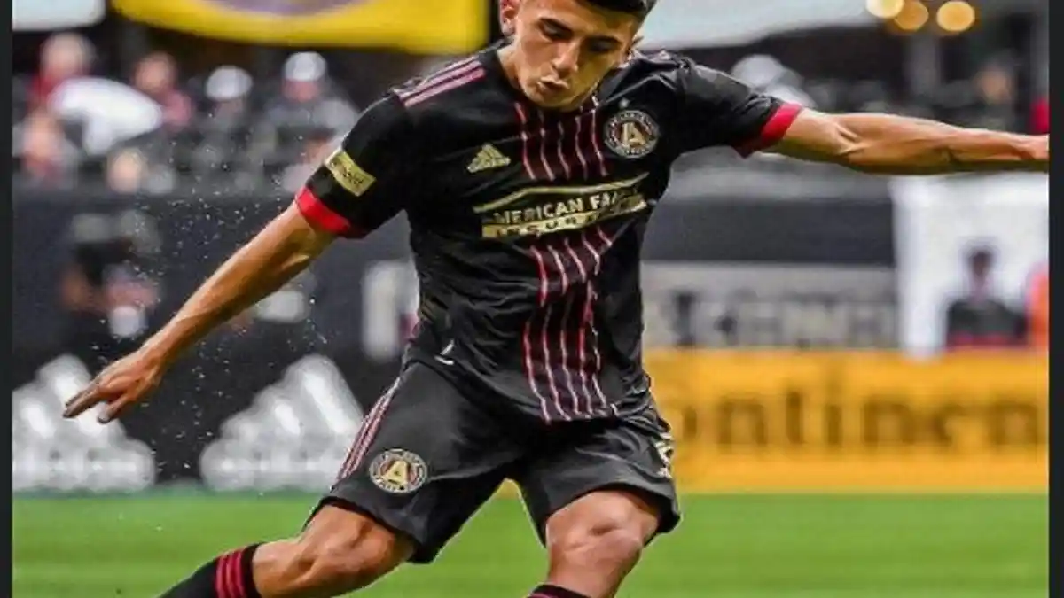 Kisah Thiago Almada Pemain Timnas Argentina dari Fuerte Apache Kota dengan Kejahatan Tinggi