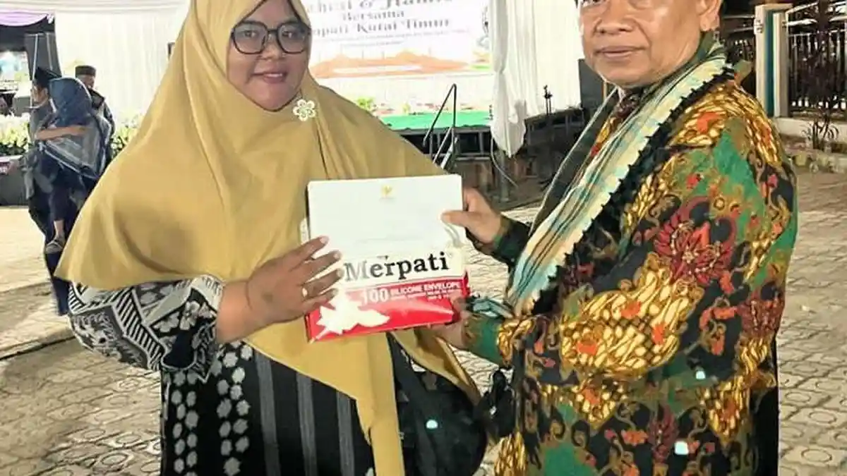 Baznas Kutim Bantu Sembako Bagi Guru Honorer PAUD dan TK