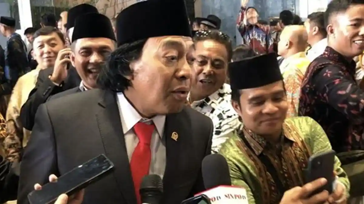 Tak Dapat Mobil Dinas, Komeng Diberi Rp 100 Juta untuk Beli Kendaraan, Pilih Pakai Jeep, Lebih Mahal