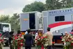 Saat-serah-terima-Mobile-Laboratory-di.jpg