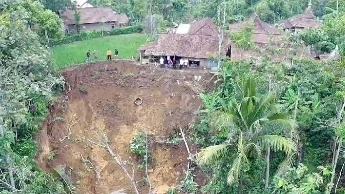 Longsor di Pudak Ponorogo, Sawah Rusak dan Ancam Rumah Warga Desa Bareng