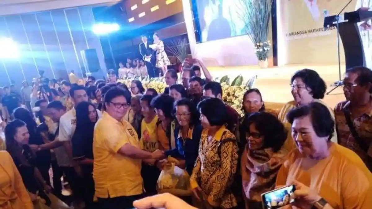 Saat Kader Partai Golkar di Manado Serukan 'Airlangga Hartanto Presiden 2024'