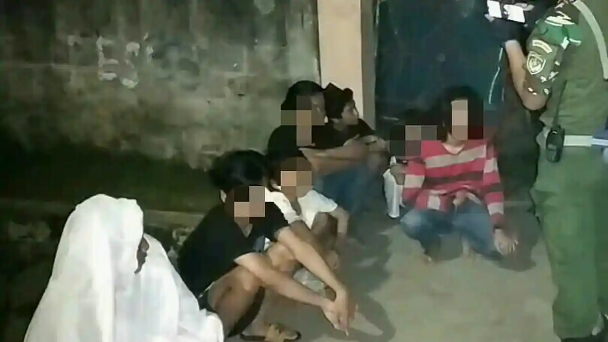Sembunyi di Balik Pohon Bikin Prank Pocong, Bocah di Jagakarsa Diamankan TNI