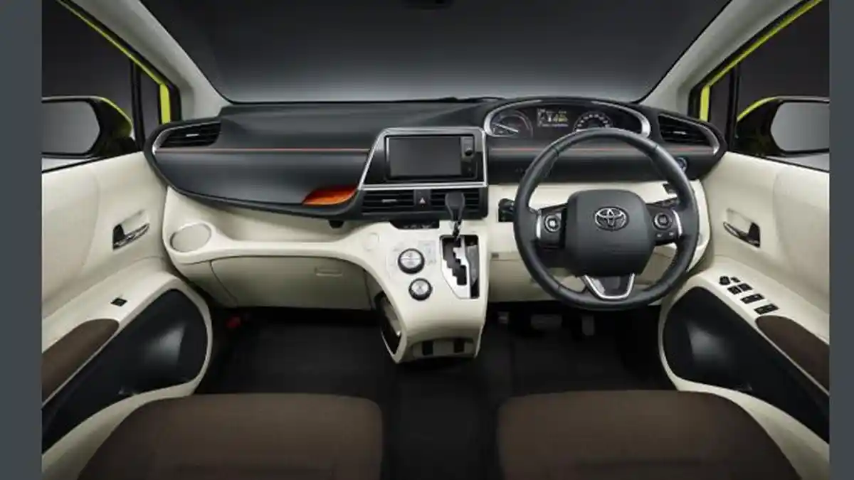 Toyota Sienta Khusus untuk Indonesia Ada Opsi Transmisi Manual