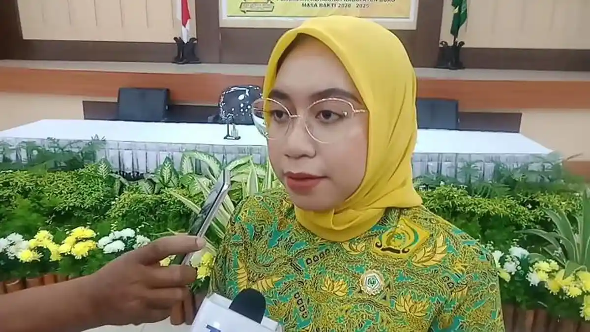 Jadi Ketua Pengajian, Gadis Umasugi Bikin Program Jumat Berbagi dan Bakal Bentuk Bank Sampah