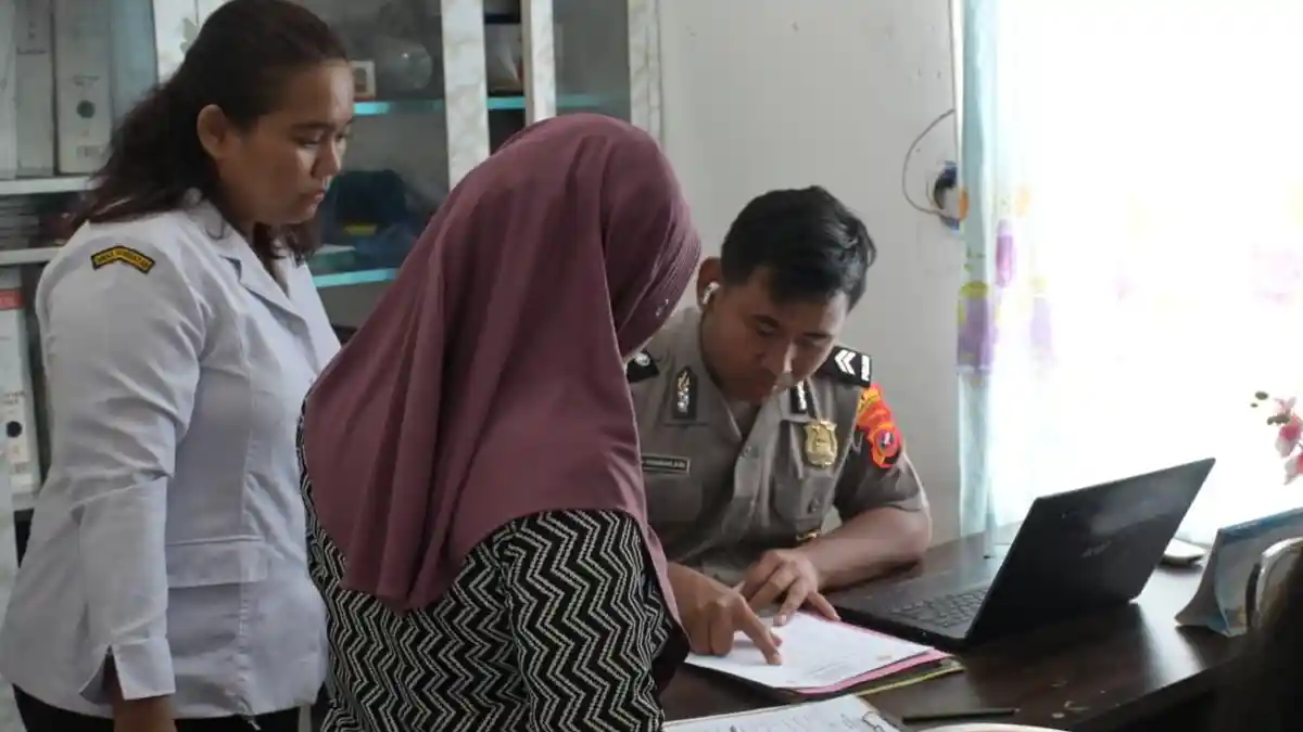 72 Calon Relawan SPPG Polres Labusel Jalani Pemeriksaan Kesehatan di Puskesmas Sisumut
