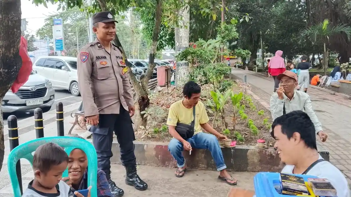 Pagi yang Tenang di Siantar Barat, Polisi Menyusuri Jalan demi Cegah 3C dan Premanisme