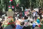 Tradisi-unik-Pendem-Sirah-Lembu-atau-mengubur-kepala-lembu-di-lumajang.jpg
