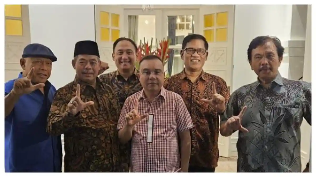 Dialog Bersama Eggi Sudjana Cs, Dasco Bahas Pengembangan Industrialisasi
