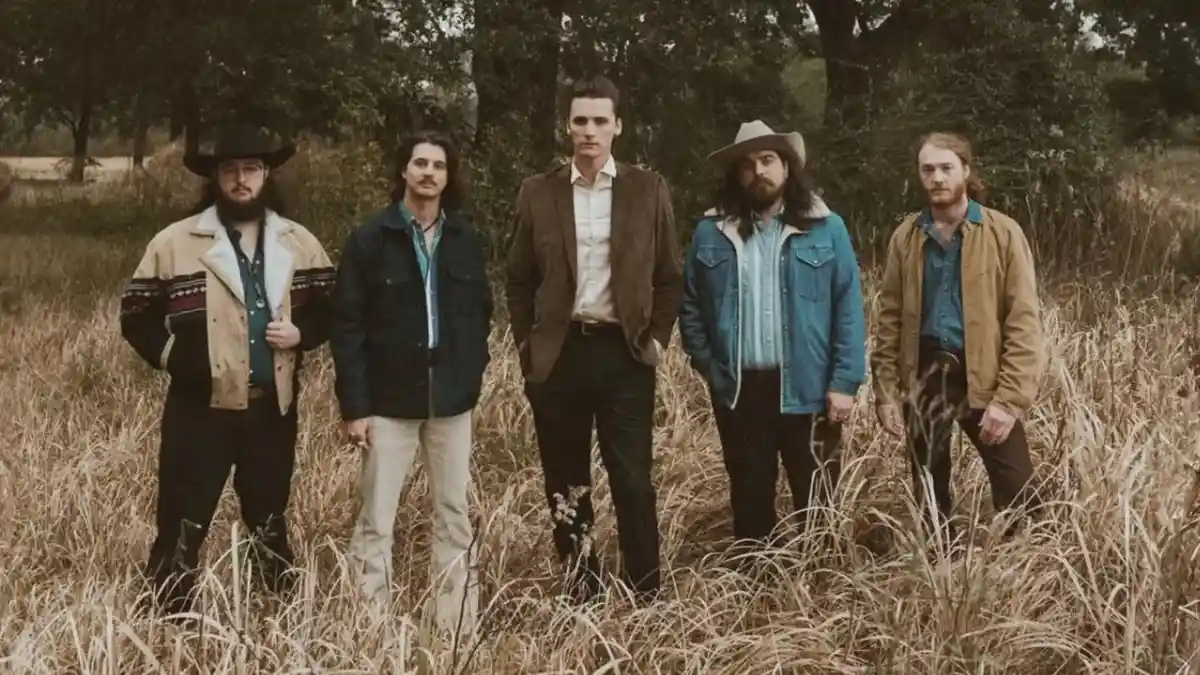 Lirik Lagu dan Terjemahan I’m Still Fine by The Red Clay Strays yang lagi Viral di Spotify