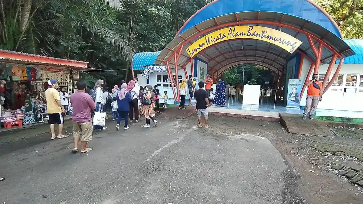 Tiga Hari, Pengunjung Bantimurung Capai 5.900 Orang