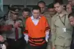 KPK Tahan Dirut Traya Tirta Makassar