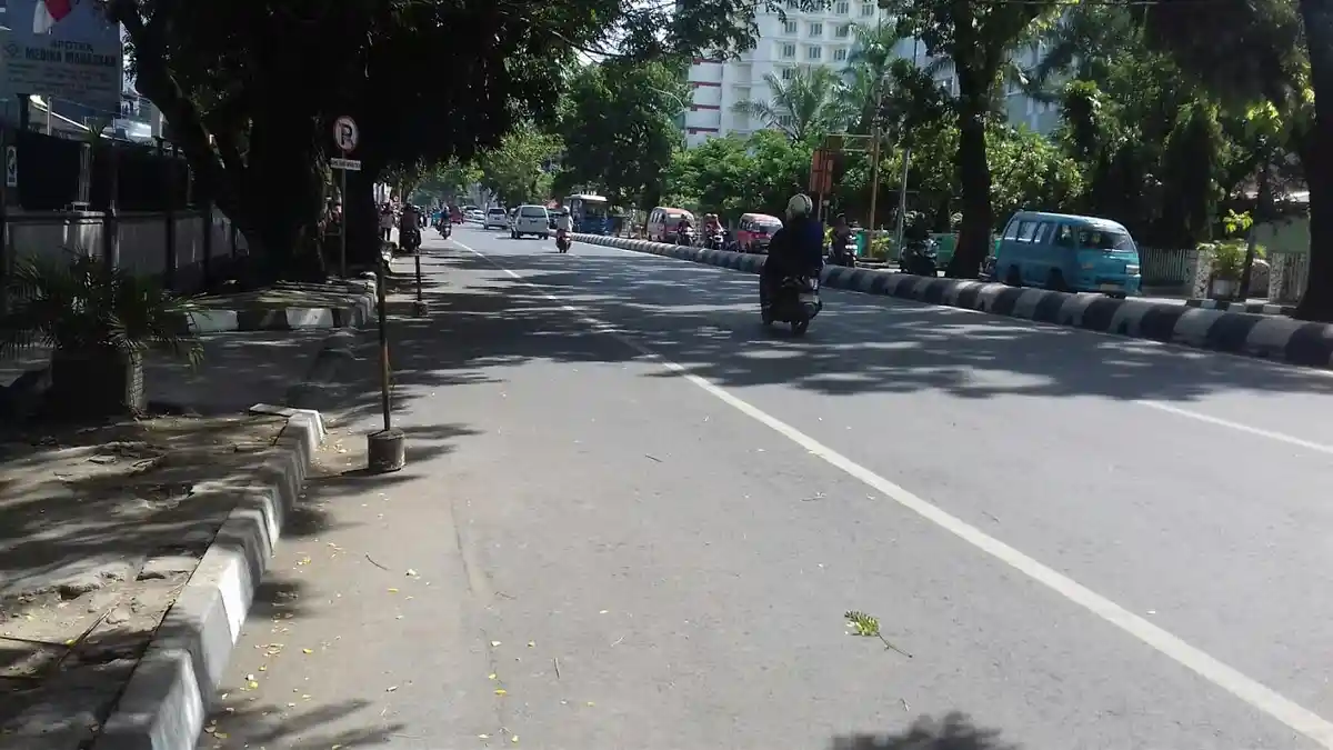 Jalan Sam Ratulangi Lancar Pagi Ini