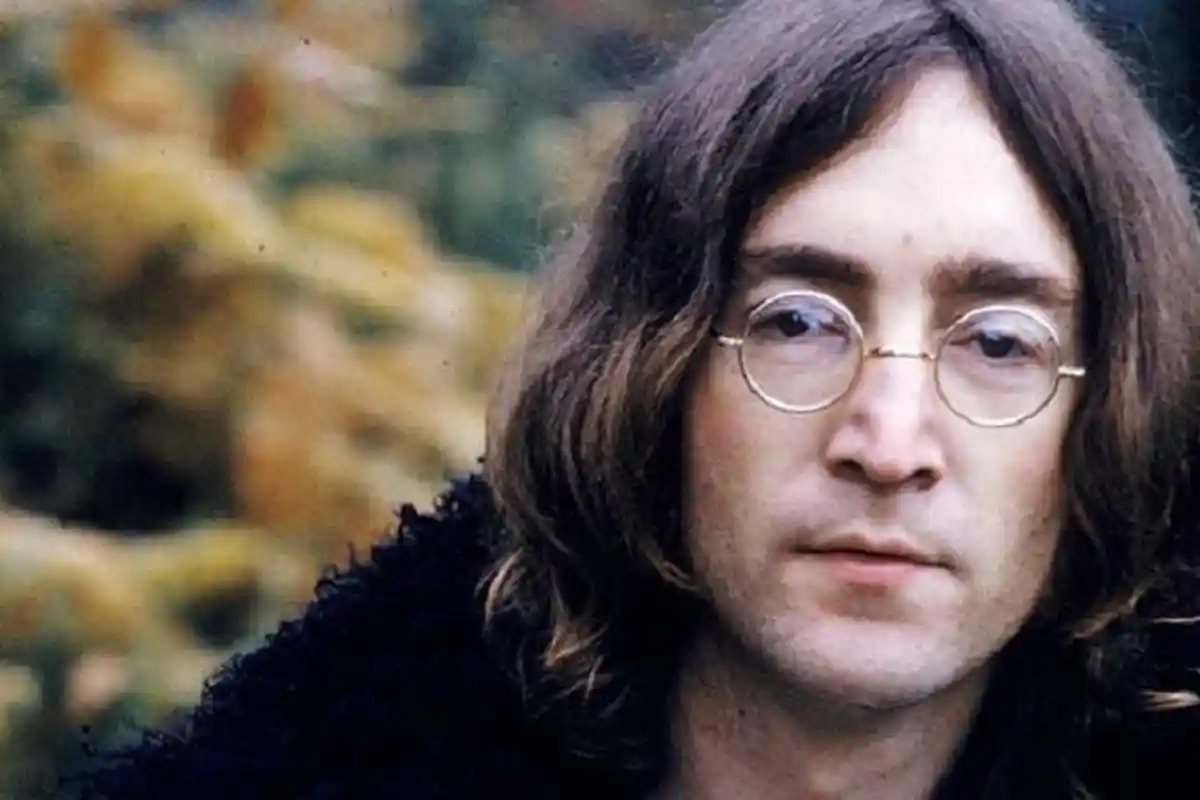 Chord Lagu Natal Happy Xmas 'War is Over' - John Lennon, Kunci Gitar Dasar A