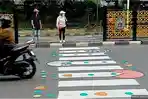 PEMERINTAH Bongkar Zebra Cross yang Dibangun Warga Secara Swadaya, Alasannya Tak Sesuai Standar