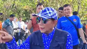 susi-pudjiastuti-denda-buang-sampah.jpg