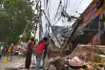 Perbaikan Tiang Listrik/Tlp yang Hancur Diseruduk Truk Galon