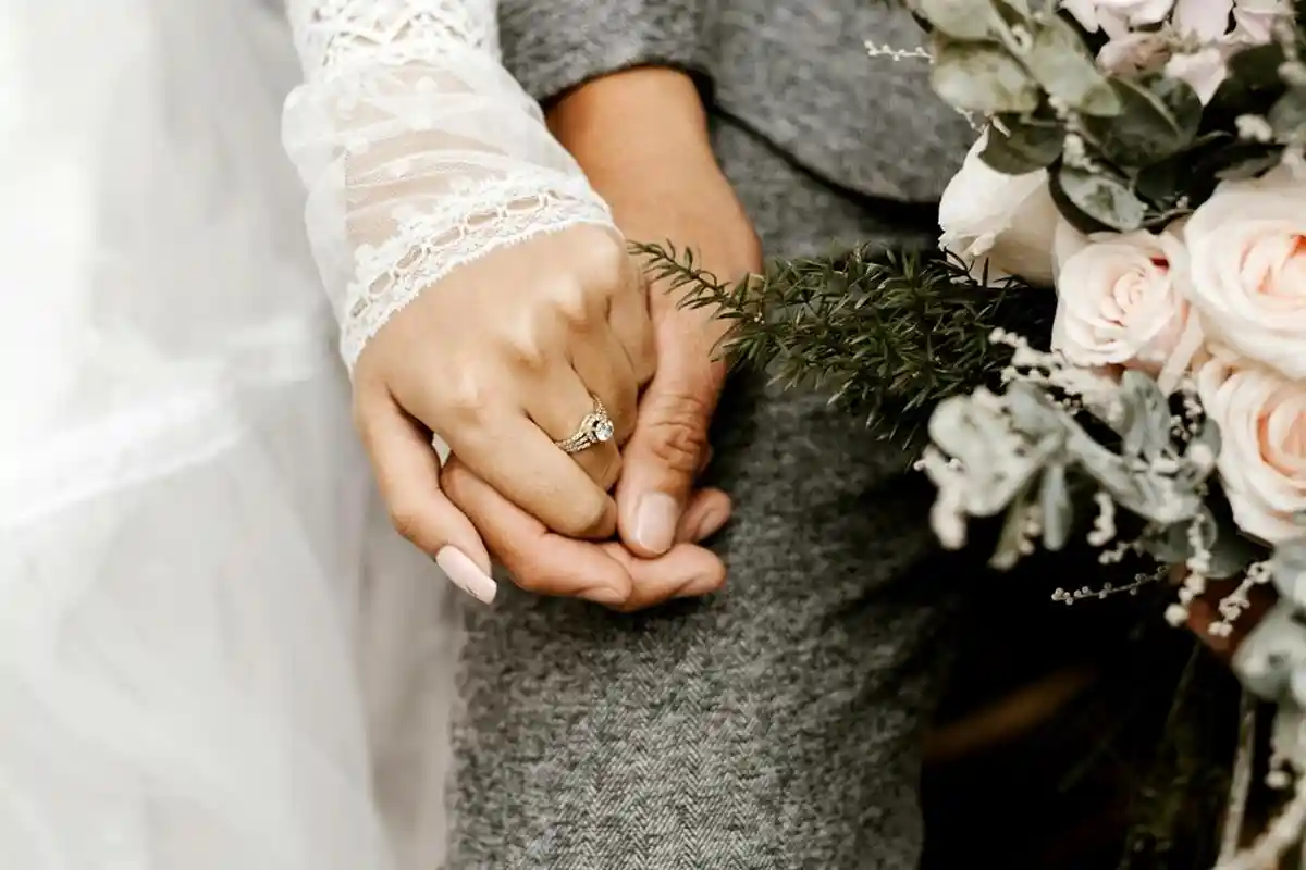 RAMALAN JODOH Weton Sabtu Legi dan Rabu Pahing Apakah Cocok? Ini Prediksi Buku Primbon Jawa