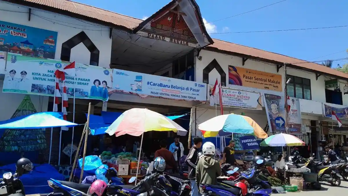 Pedagang di Pasar Sentral Makale Keluhkan Pembayaran QRIS Pembeli Tak ...