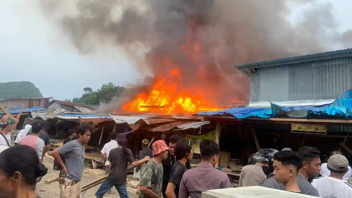 WASPADA! 5 Kasus Kebakaran Terjadi Bersamaan di Kota Jayapura: Usut Oknum yang Bermain!