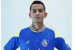 Arema FC Kenalkan Leo Guntara sebagai Pemain Baru, Lini Pertahanan Singo Edan makin Solid