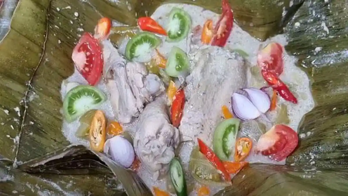 Resep Garang Asem Ayam Kampung, Bungkus di Daun Pisang