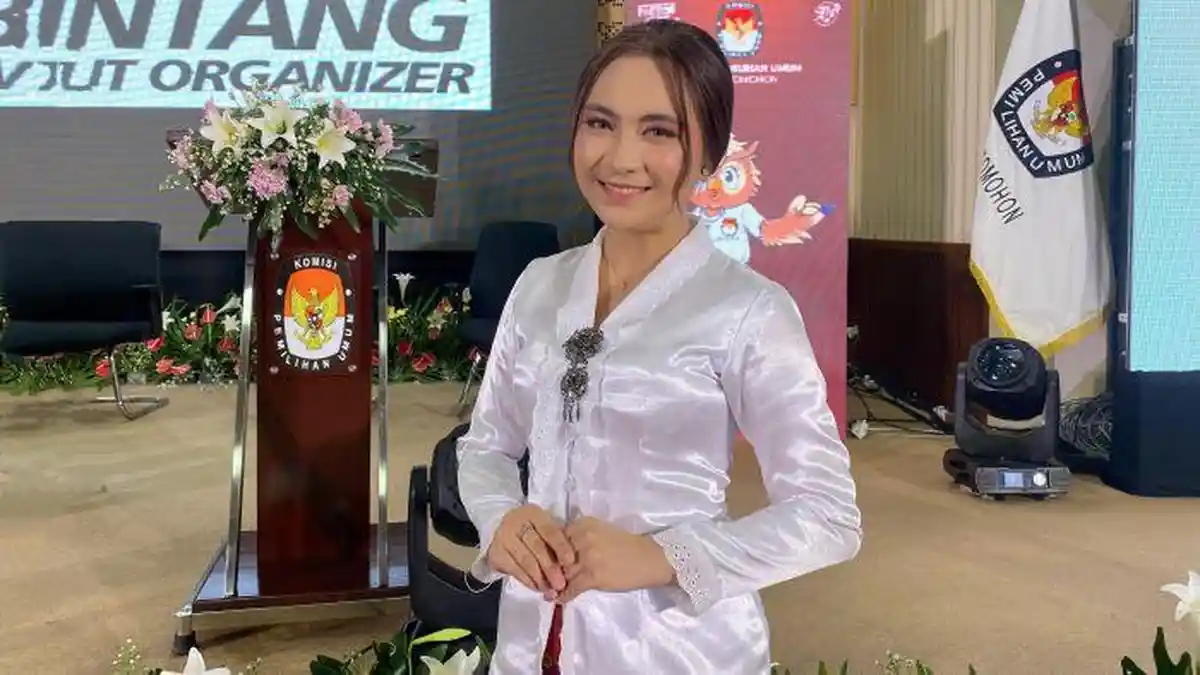 Cewek Tomohon Christy Gosal, Bangga Penampilan 3 Paslon di Debat Publik Pilkada Tomohon