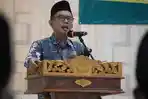 khatib-Jumat-untuk-menyampaikan-materi-khutbah.jpg