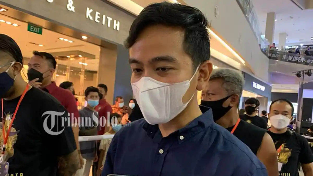 Gibran Pastikan PPKM Darurat Solo Ikut Aturan Pusat : Mal Buka Tapi Hanya Gerai Makanan dan Obat