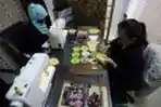 Produksi Masker Batik Betawi