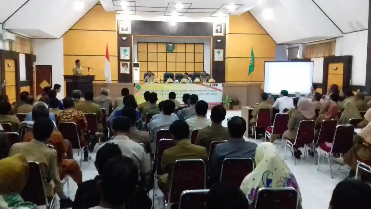 Pemkab Barru Kumpulkan Rekanan dan Camat di Kantor Bupati, Ini Tujuannya