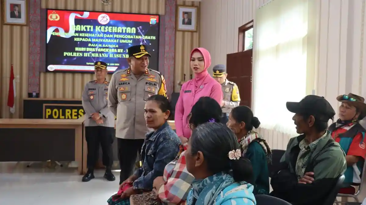 Jelang HUT Bhayangkara, Kapolres Humbahas Pimpin Pengobatan Gratis dan Prioritaskan Lansia
