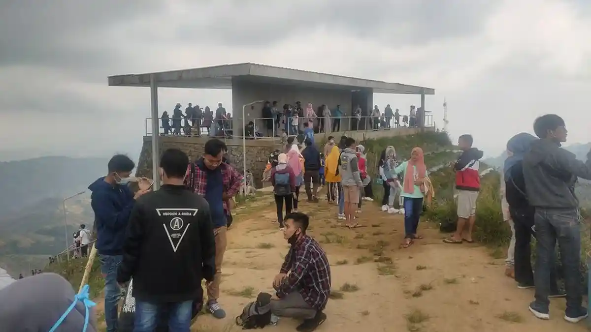 Terjadi Lonjakan Pengunjung, Wisata Terasering Panyaweuyan Majalengka Ditutup Sementara