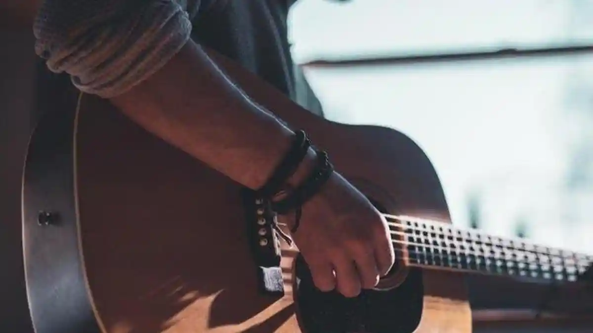 Lirik Aut Boi Nian, Kunci Gitar Lagu Batak Aut Boi Nian