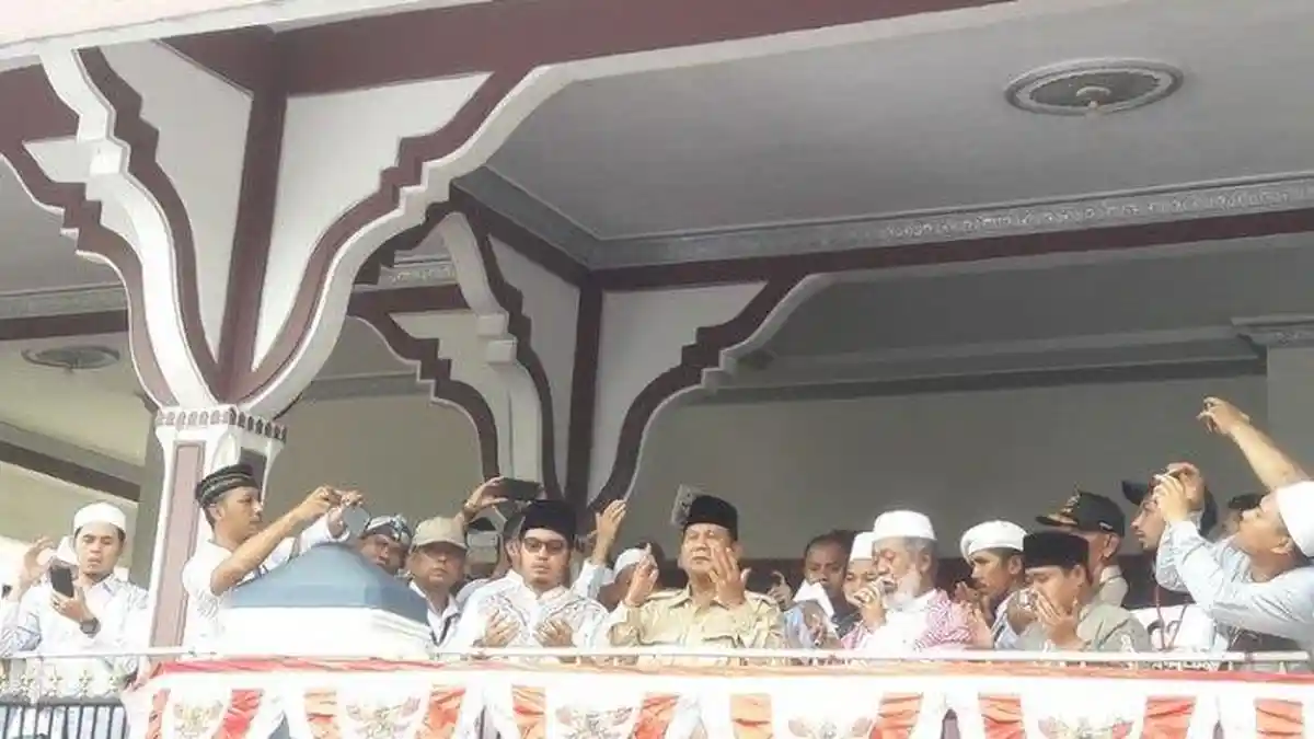 Helikopter Prabowo Dilarang Bupati Pandeglang Mendarat, Ini 4 Fakta yang Sebenarnya