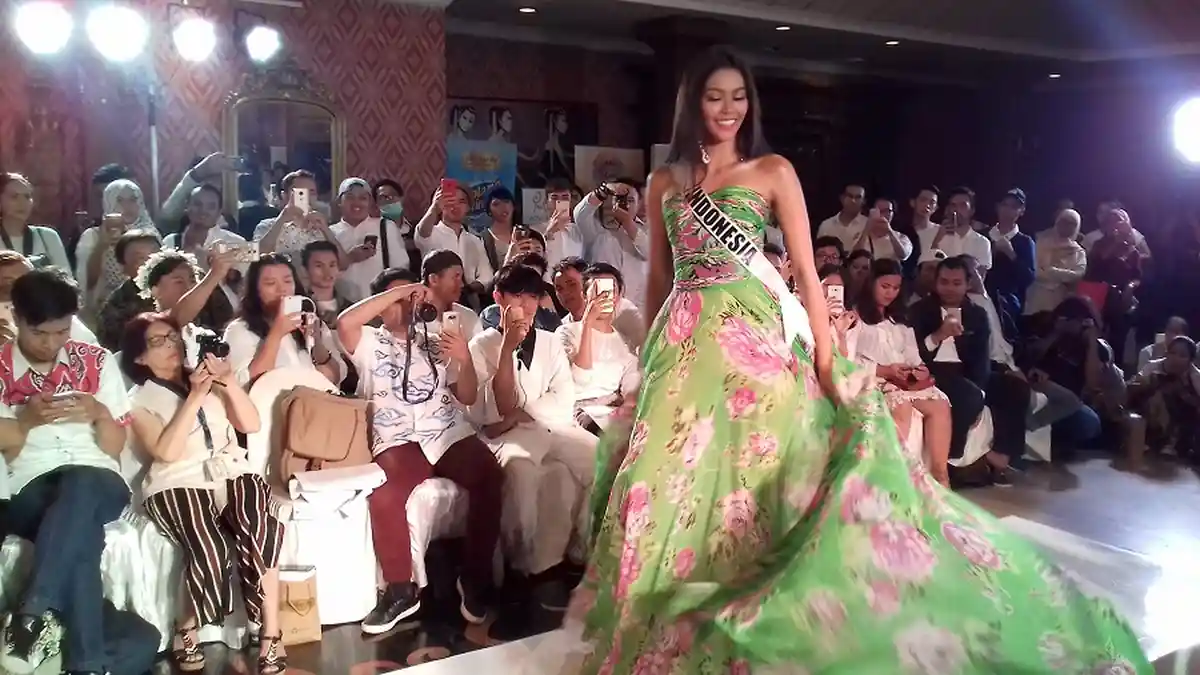 Rencana Bunga Jelitha Ibrani Jika Terpilih Jadi Miss Universe 2017