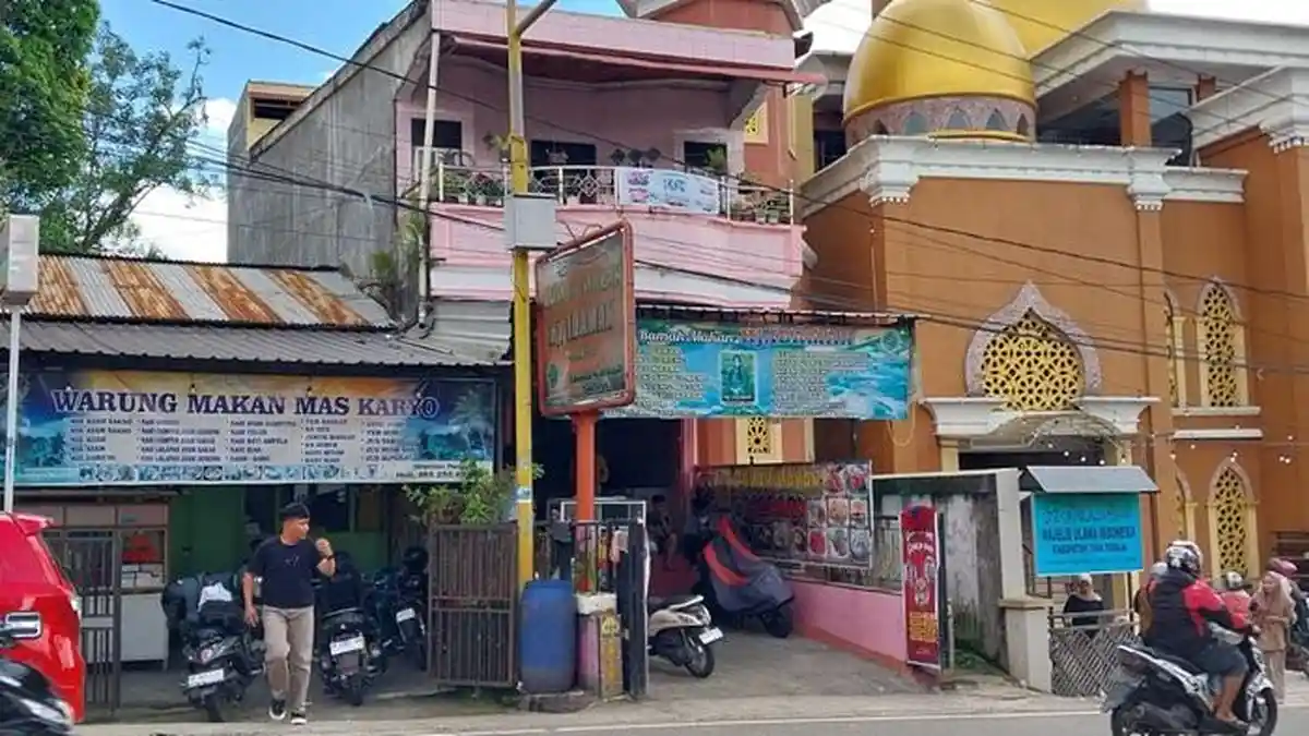 Wisatawan Keluhkan Minimnya Warung Halal Buka Saat Libur Lebaran di Toraja