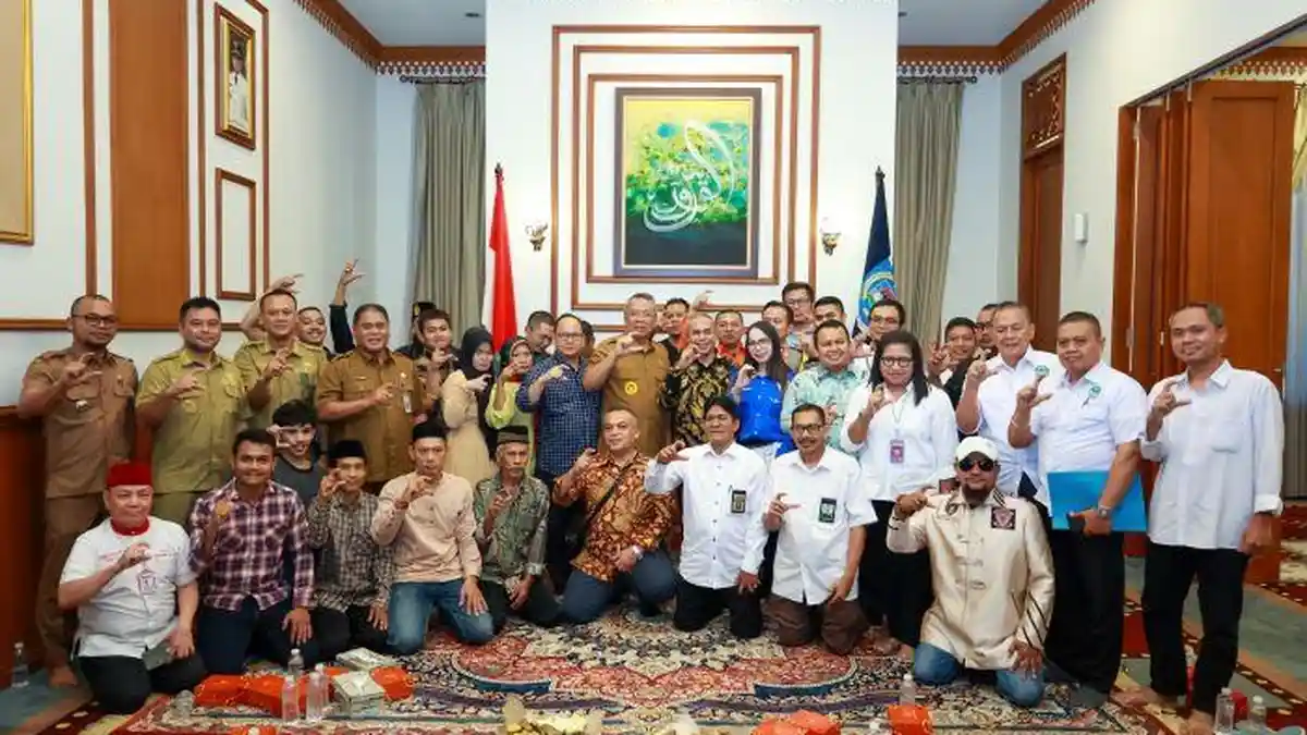 Benyamin Davnie Duduk Bareng Warga Babakan dan Tokoh Beragama Agar Tak Ada Intoleran di Tangsel