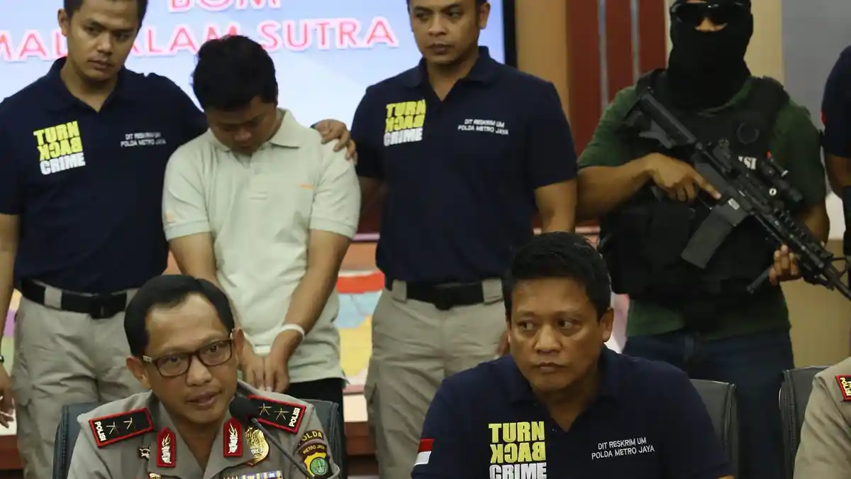 Pengebom Mal Alam Sutera Terlilit Banyak Utang