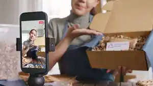Ilustrasi-YouTube-Shopping-inovasi-dari-YouTube-yang-menggandeng-Shopee.jpg