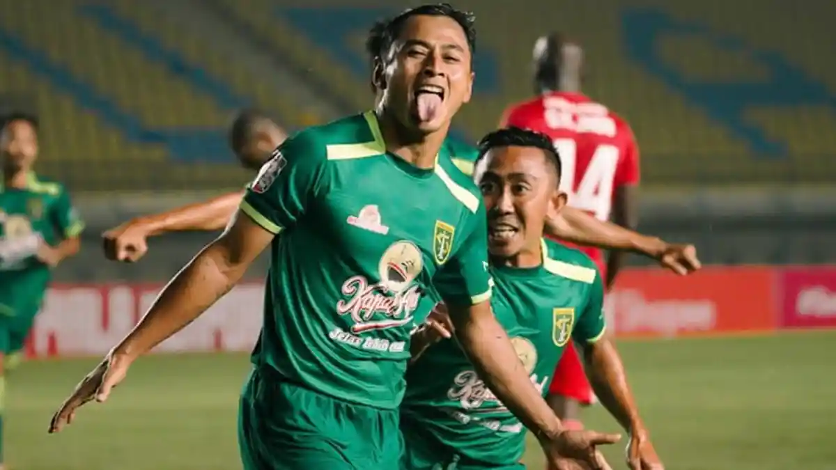 Bukan Samsul Arif, Aji Santoso Beber Taktik Jitu 10 Pemain Persebaya Tundukkan Persik Kediri