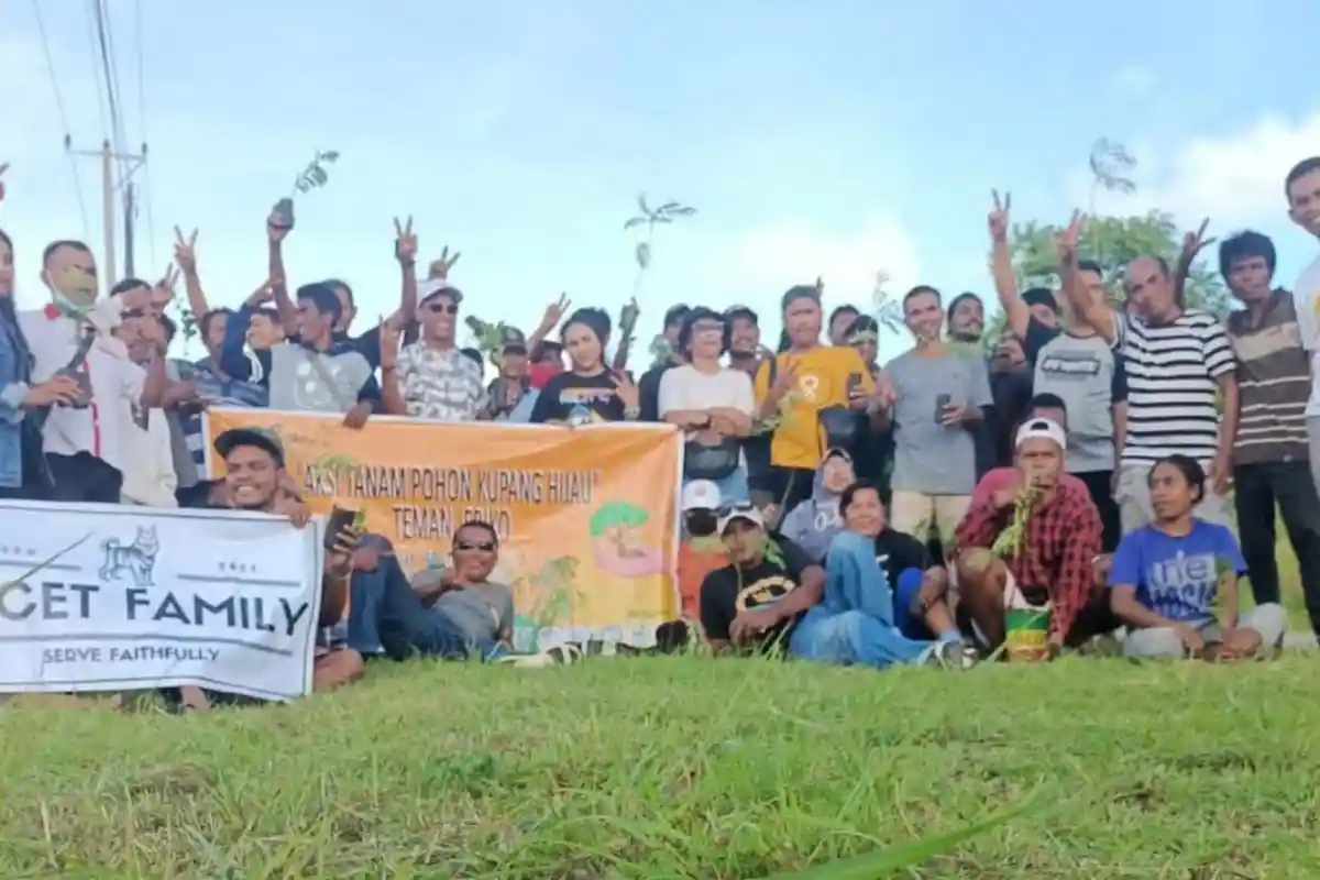 Teman Jeriko Rayakan HUT Jefri Riwu Kore dengan Tanam Pohon Sepe