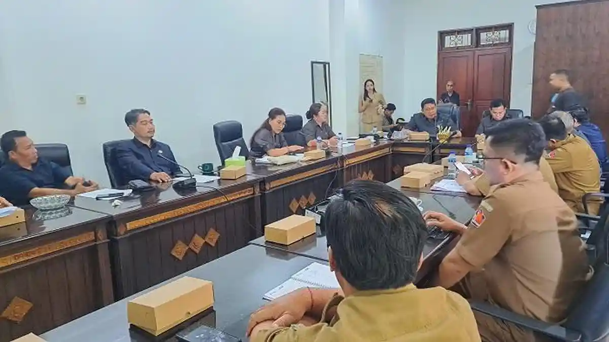Jangan Sampai Ada Keracunan Massal!  Bahas MBG, Dewan Buleleng Minta Perhatikan Menu dan Kebersihan
