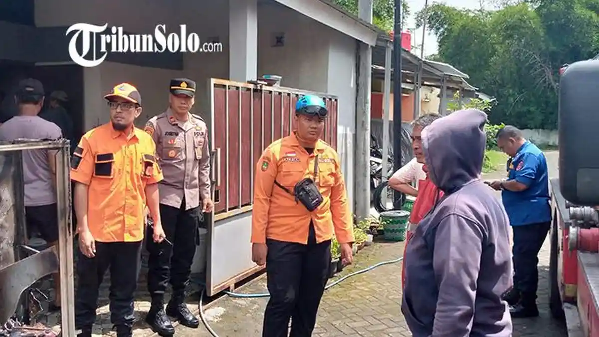 Kebakaran di Perumahan Colomadu: Beruntung Api Tak Membesar dan Menyambar Rumah Lain